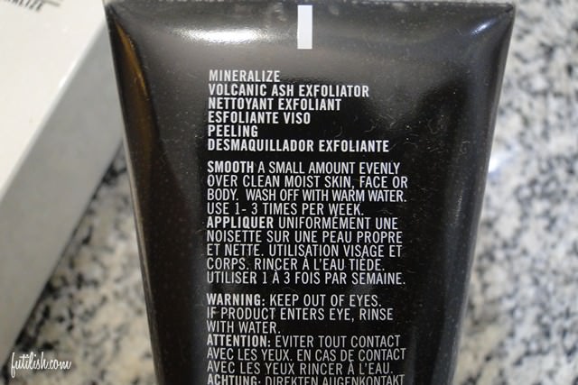 mac-volcanic-ash-exfoliator