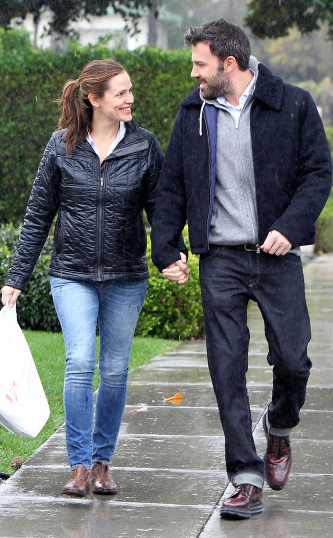 634.JenniferGarner.BenAffleck.jc.113012